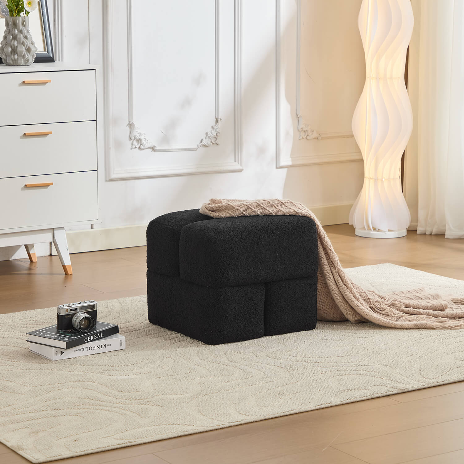 SEYNAR Modern 16.5''Faux Sherpa Square  Cube Otttoman