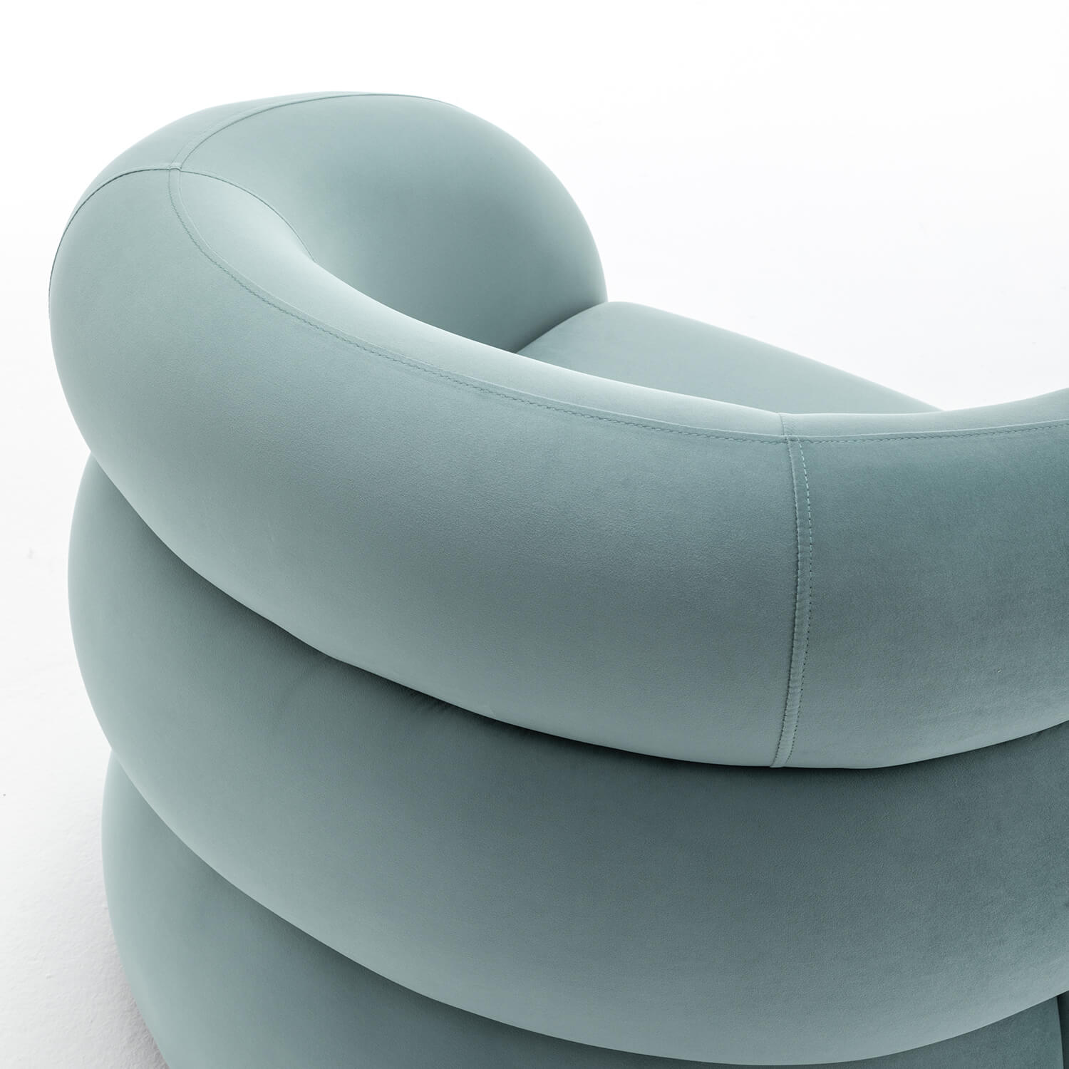 SEYNAR Modern Glam Velvet 360 Degree Swivel Accent Armchair with Tufted Back